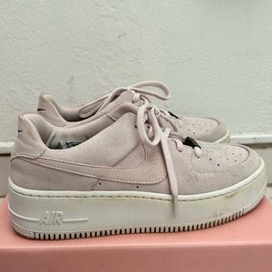 Nikes baby pink 🌱⭐️